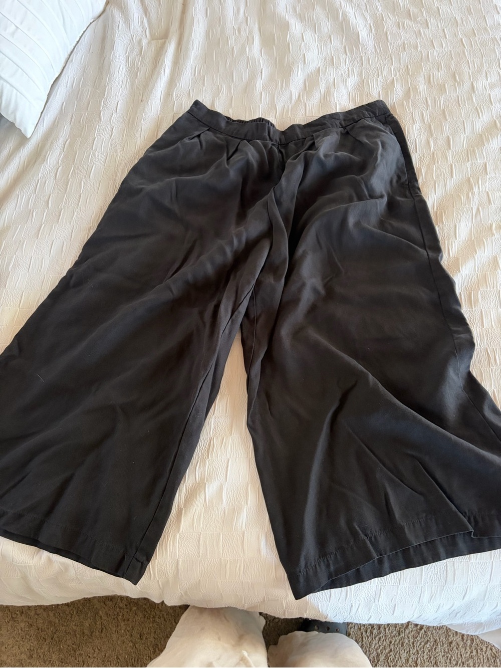 LOFT Black Elastic Waist Pull-On Pants